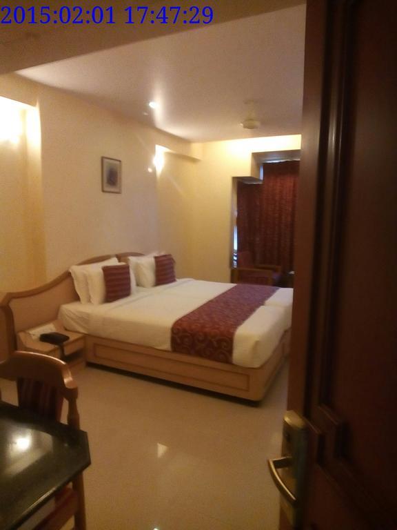 Hotel Salem Castle Bagian luar foto