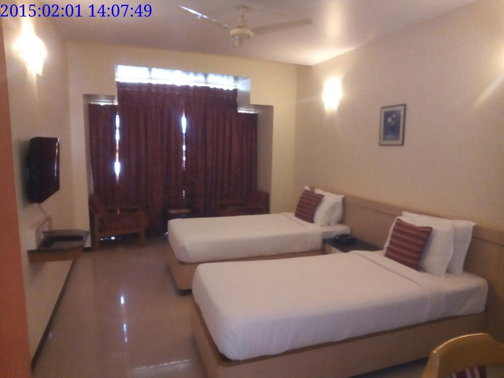 Hotel Salem Castle Bagian luar foto