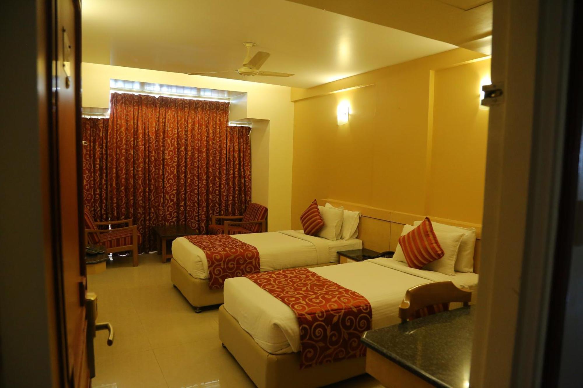 Hotel Salem Castle Bagian luar foto