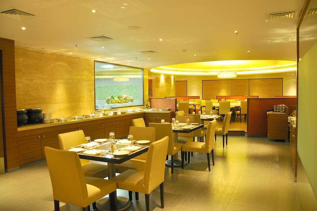 Hotel Salem Castle Bagian luar foto