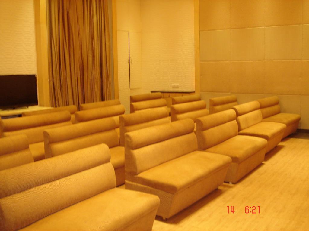 Hotel Salem Castle Bagian luar foto