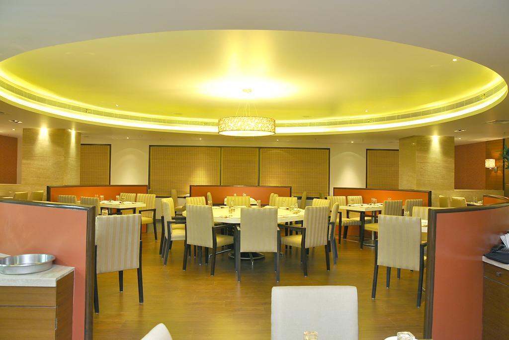Hotel Salem Castle Bagian luar foto